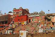 Kedareshwar-Temple-Varanasi.jpg