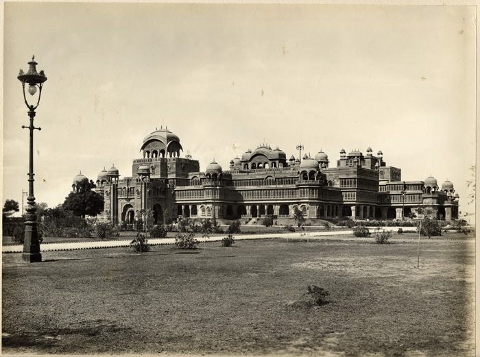 चित्र:Lalgarh-Palace-Bikaner.jpg