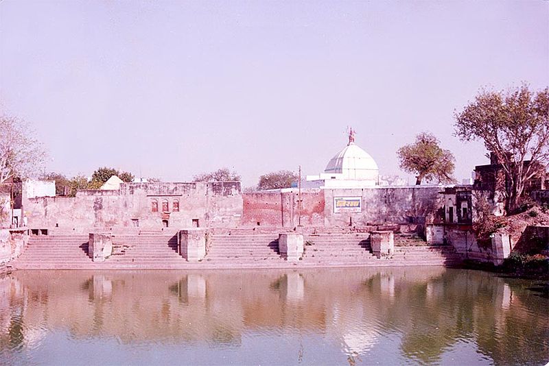 चित्र:Baldev-Temple-2.jpg