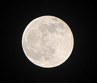 कृष्ण प्रतिपदा से पूर्व शुक्ल पूर्णिमा का चंद्रमा