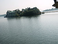 लकनावरम झील