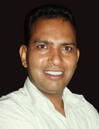 चित्र:Manohar Chamoli 'manu'.jpg
