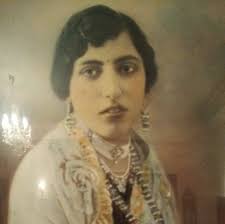 चित्र:Begum Qudsia Aijaz Rasul.jpeg