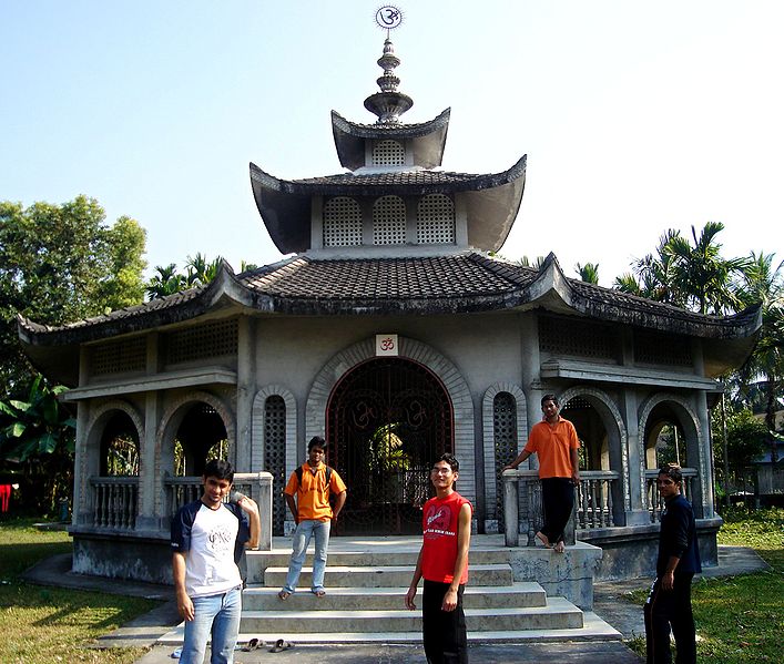 चित्र:Brahma-Mandir-Kokrajhar.jpg