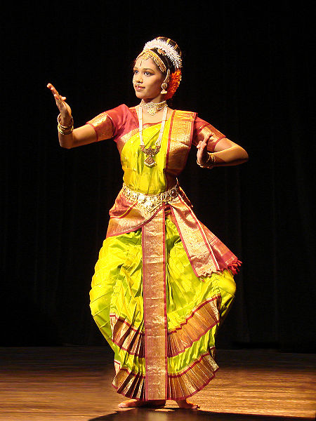 चित्र:Kuchipudi-Dance.jpg