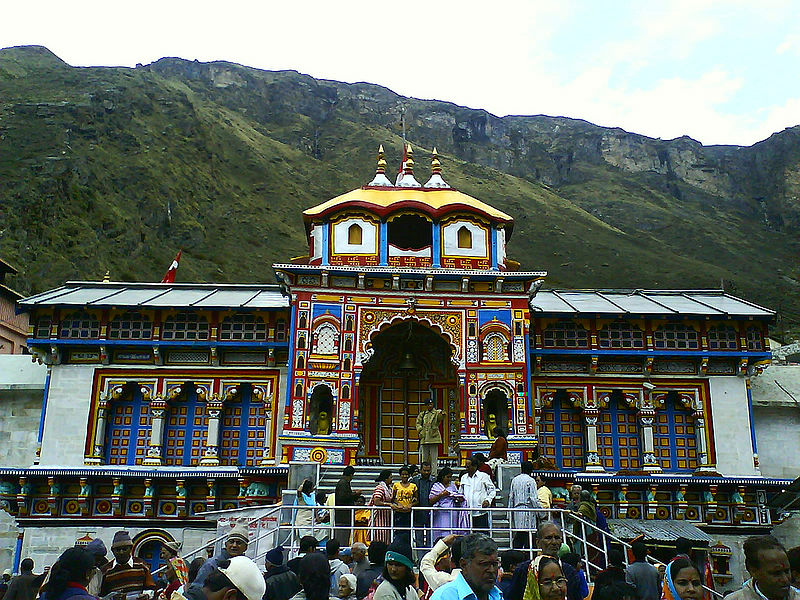 चित्र:Badrinath-Temple-1.jpg