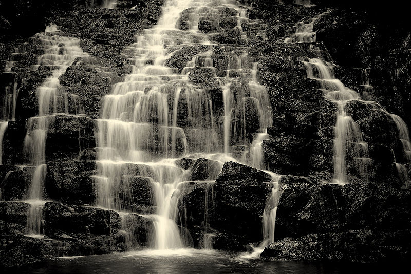चित्र:Elephant-Falls-Shillong.jpg