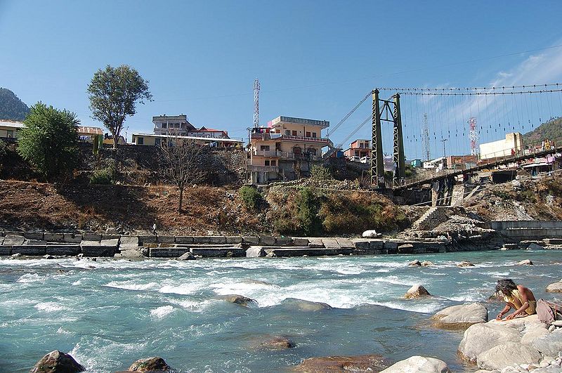 चित्र:View-of-Uttarkashi-2.jpg