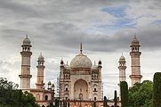 Bibi-Ka-Maqbara.jpg