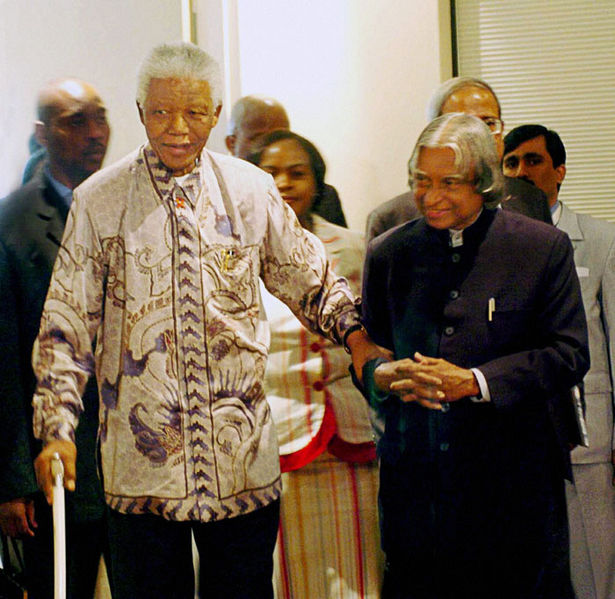 चित्र:Abdul-Kalam-with-nelson-mandela.jpg