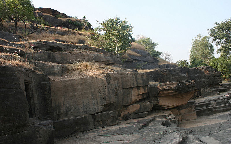 चित्र:Udaygiri-Caves-Vidisha-4.jpg
