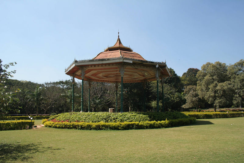 चित्र:Cubbon-Park.jpg