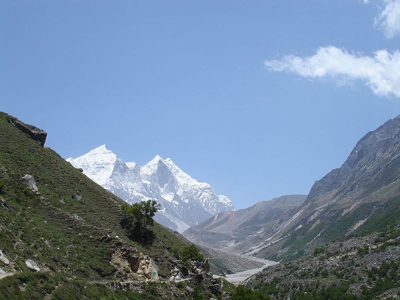 चित्र:Gaumukh.jpg