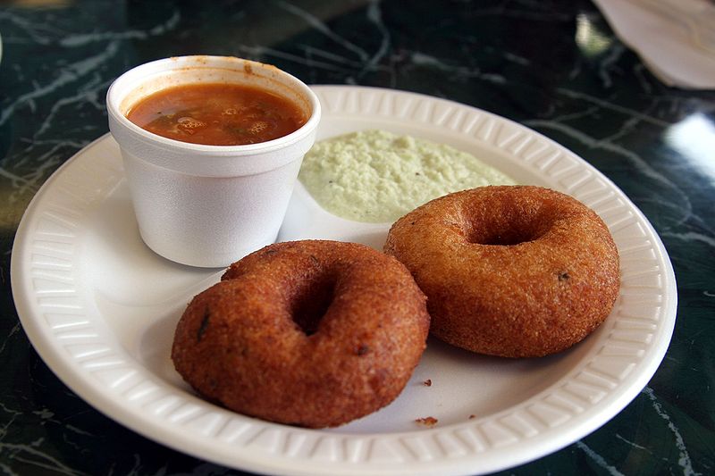 चित्र:Vada-Sambar.jpg