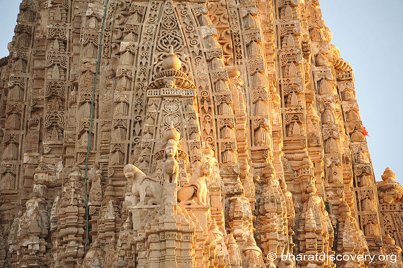 चित्र:Dwarkadhish-Temple-Gujarat-10.jpg