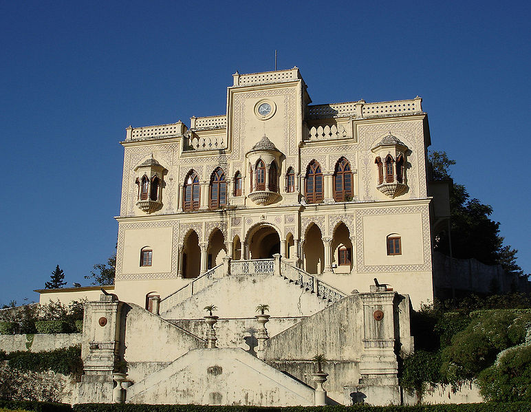 चित्र:Tehri-Garhwal-Palace.jpg