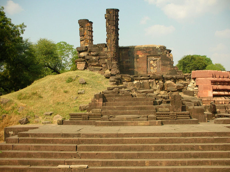 चित्र:Beeja-Mandal-Vidisha.jpg