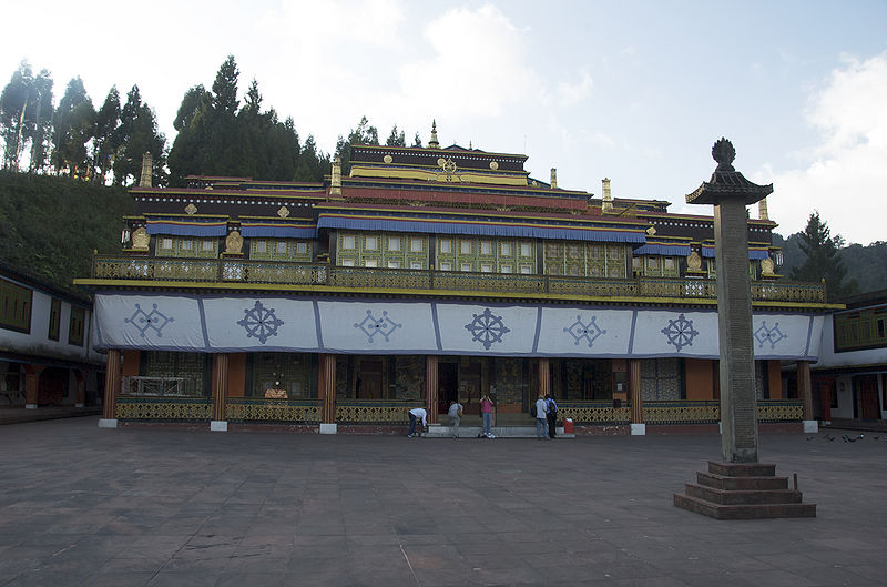 चित्र:Rumtek-Monastery-2.jpg