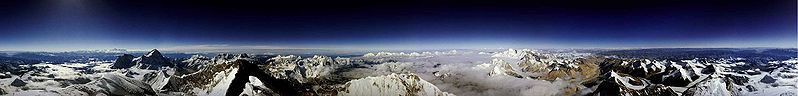 चित्र:Everest mackenzie.jpg