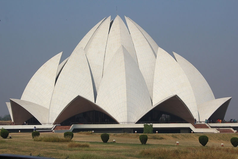 चित्र:Lotus-Temple-2.jpg