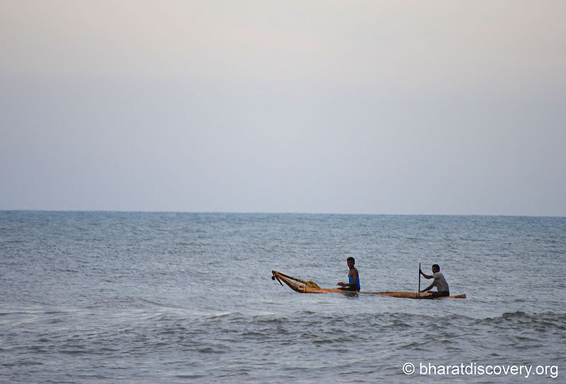 चित्र:Mahabalipuram-Beach-Tamil-Nadu-4.jpg
