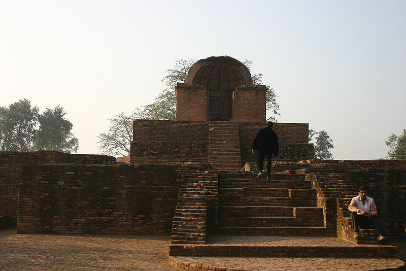 चित्र:Jain-Temple-Sravasti.jpg