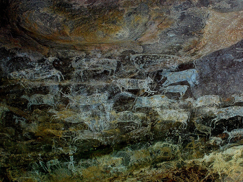 चित्र:Bhimbetka-Caves-2.jpg