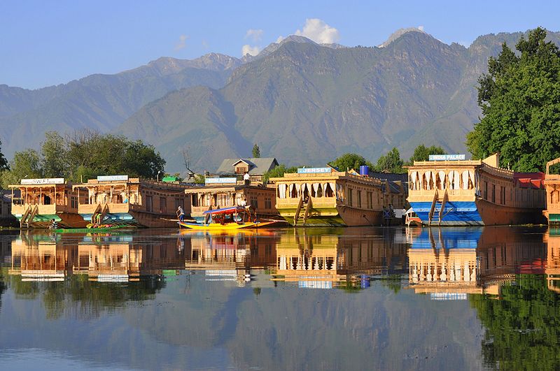 चित्र:Srinagar-Kashmir.jpg