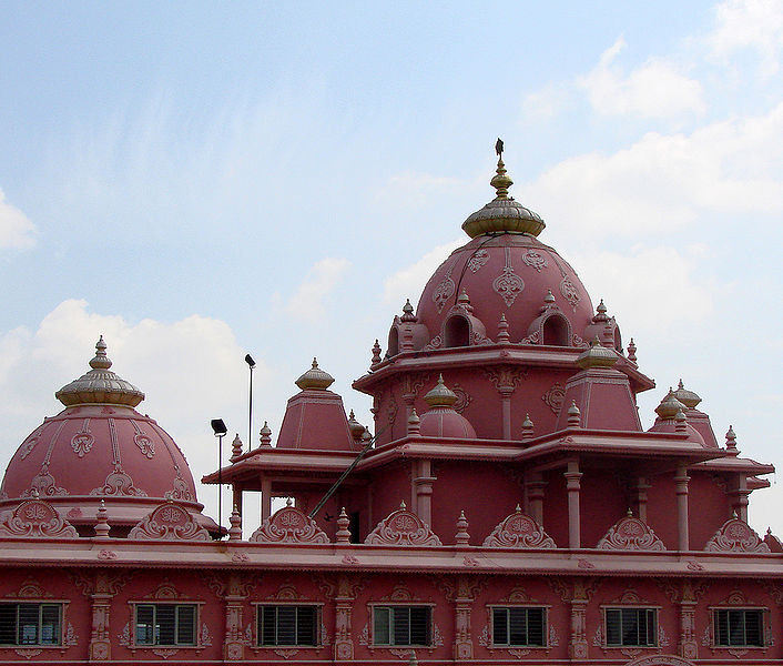 चित्र:Iskcon-Temple-Anantpur.jpg
