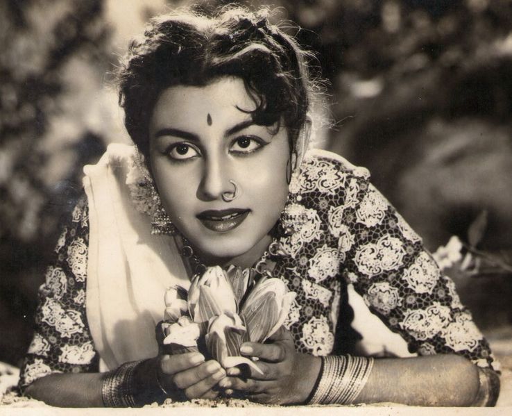 चित्र:Jabeen-Jalil-3.jpg