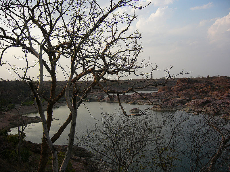 चित्र:Ken-River-2.jpg