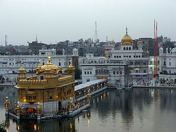 अकाल तख्त और स्वर्ण मन्दिर, अमृतसर