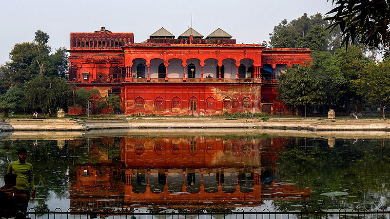 चित्र:Picture-gallery-lucknow.jpg