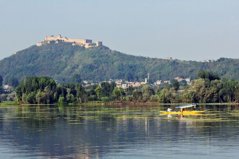 चित्र:Nagin-Lake-5.jpg