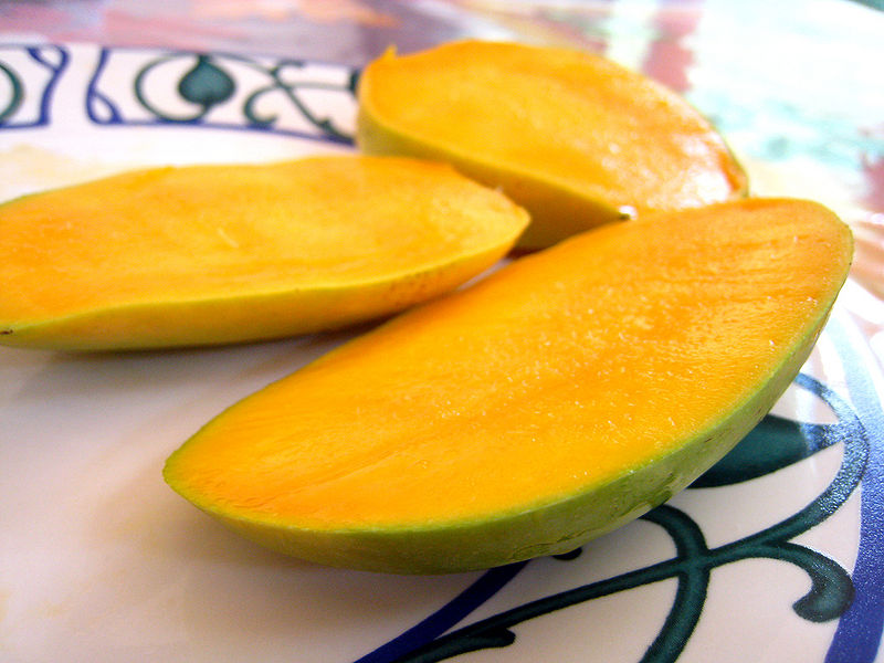 चित्र:Fresh-Indian-Mangos.jpg