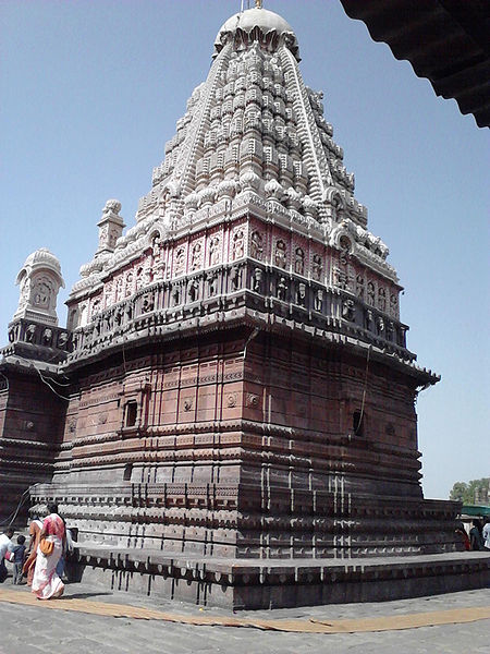 चित्र:Grishneshwar-Temple-1.jpg