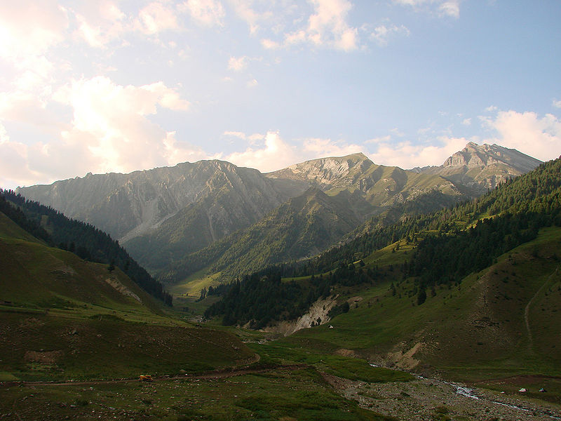 चित्र:Sonamarg-2.jpg