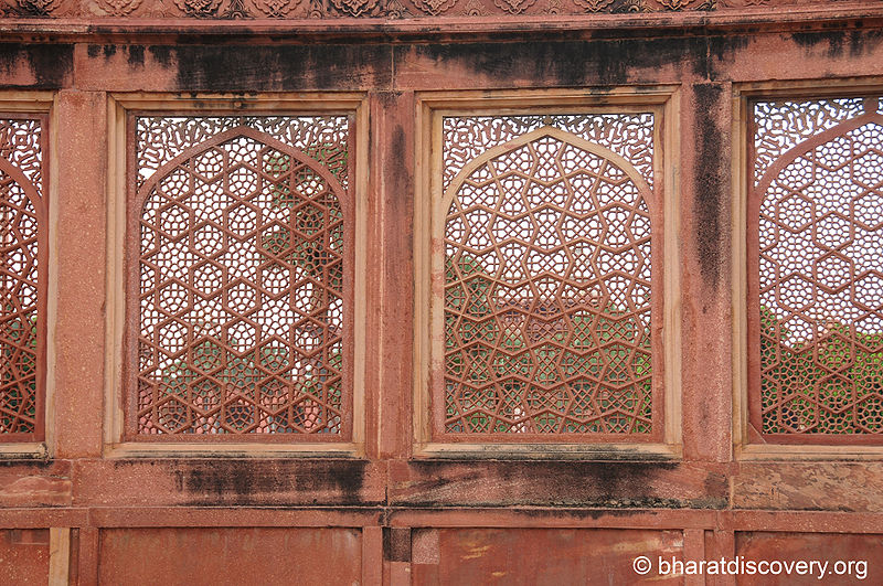चित्र:Sikandra-Agra-3.jpg