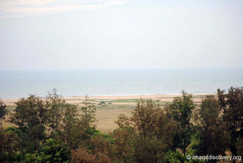 चित्र:Mahisha-Mardini-Cave-Mahabalipuram-5.jpg
