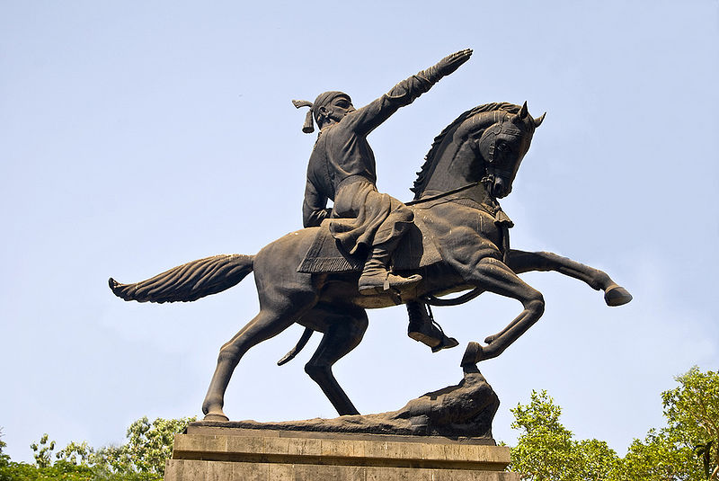 चित्र:Shivaji-Statue-2.jpg
