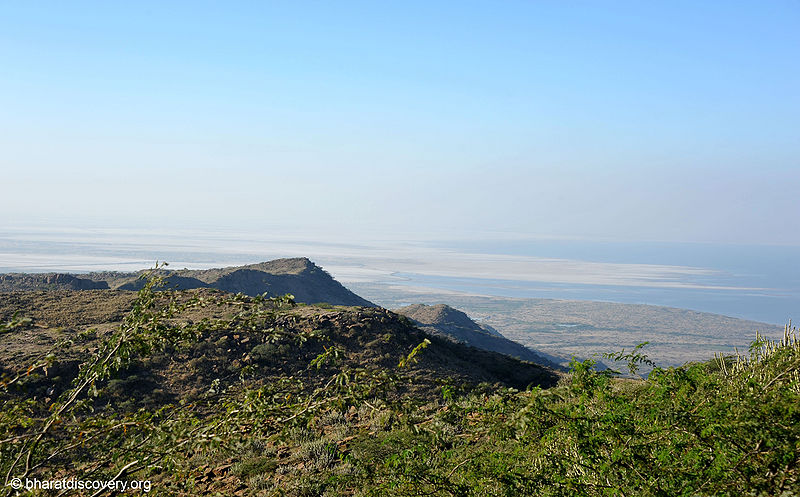 चित्र:Kala-Dungar-Kutch-1.jpg