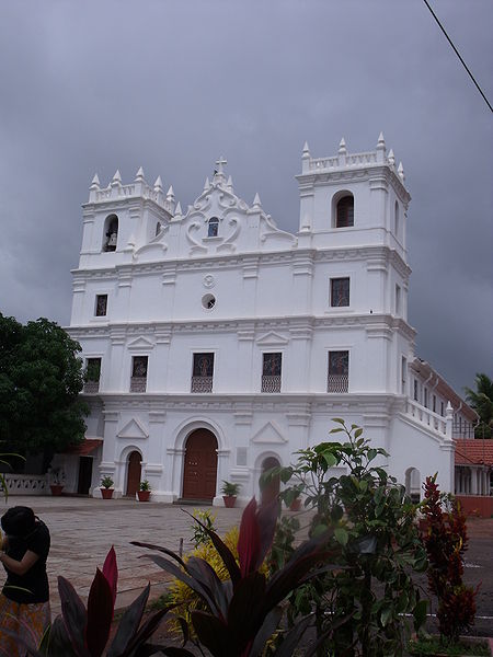 चित्र:St-Thomas-Church-Aldona-Goa.jpg