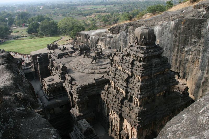 चित्र:Kailash-Temple-Ellora-5.jpg