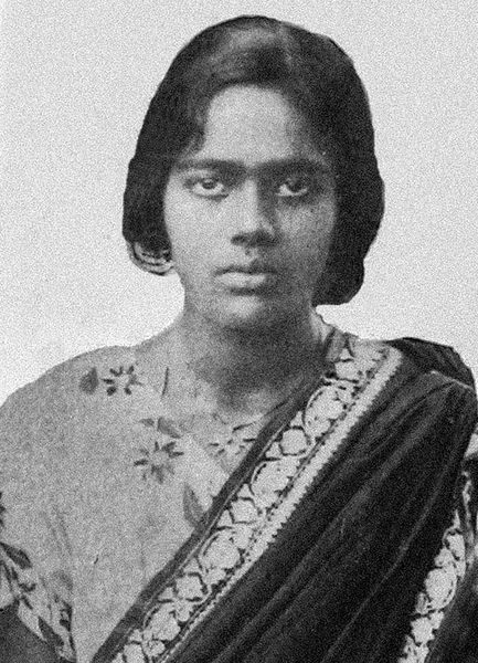 चित्र:Pritilata-Waddedar.jpg