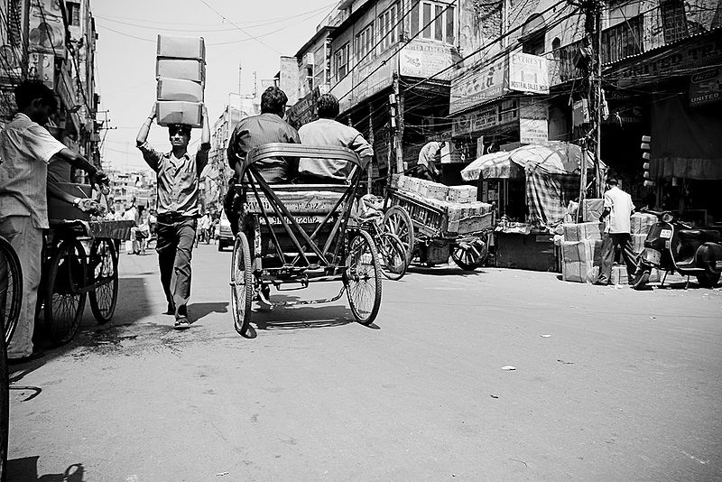 चित्र:Market-Delhi-5.jpg