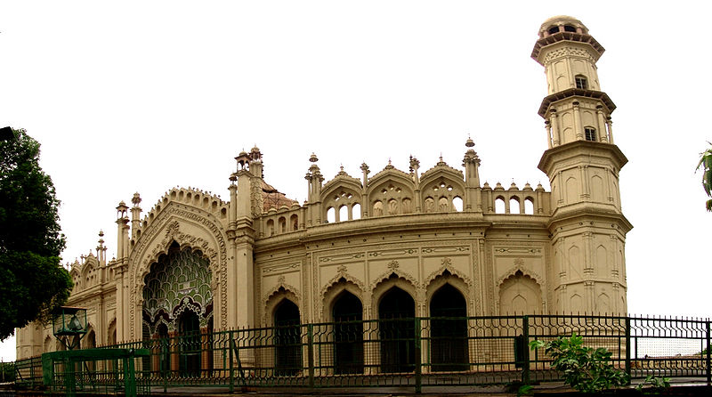 चित्र:Jama-Masjid-Lucknow-1.jpg