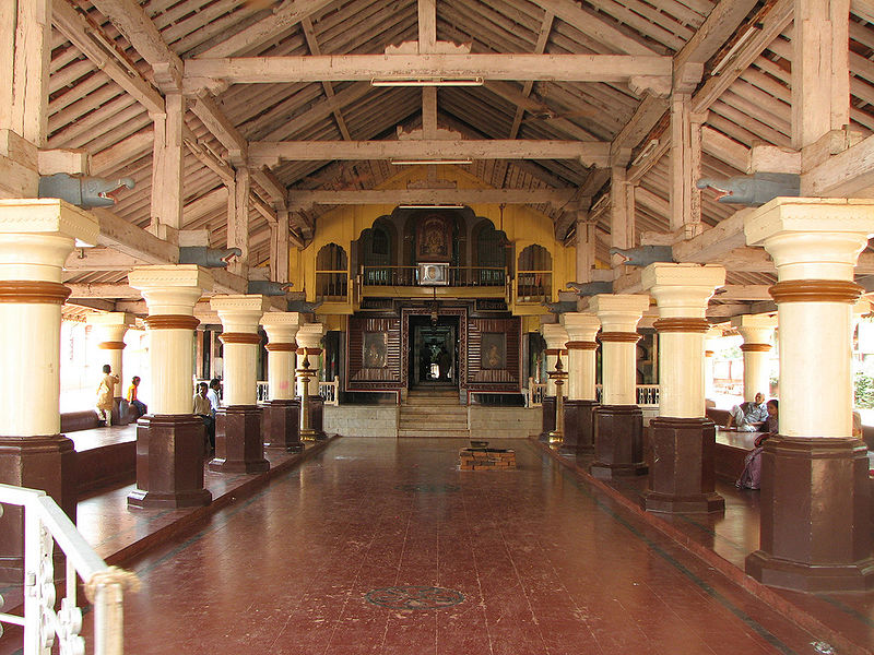 चित्र:Kamakshi-Amman-Temple-3.jpg
