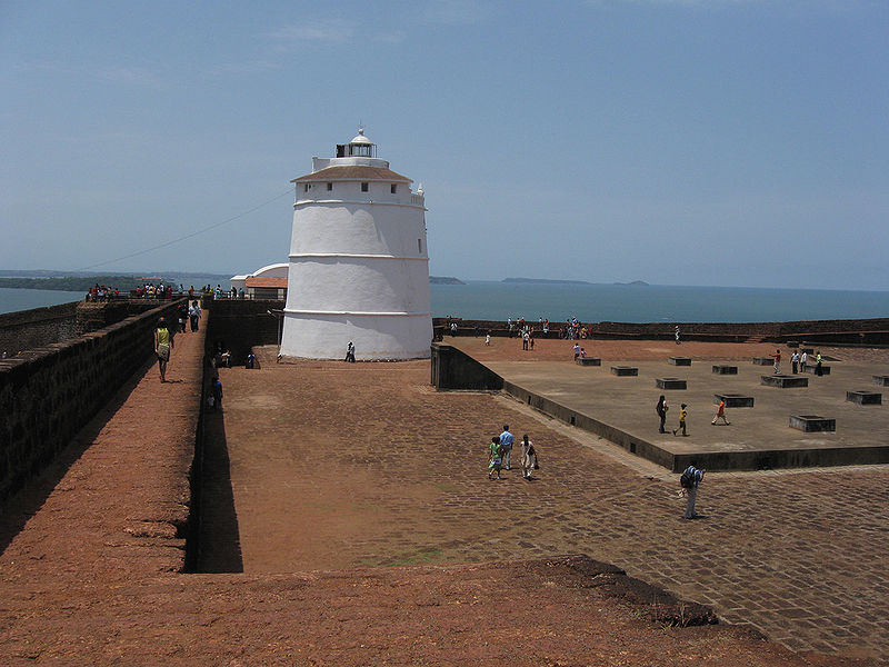 चित्र:Fort-Aguada-Goa.jpg