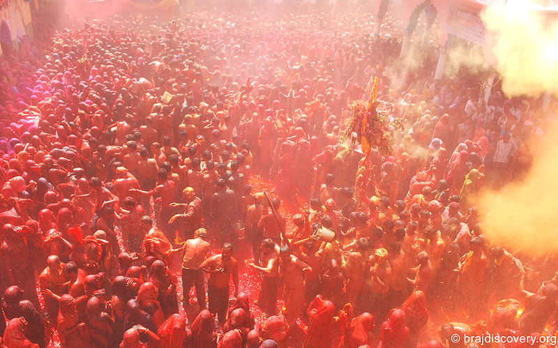 चित्र:Baldev-Holi-Mathura-22.jpg