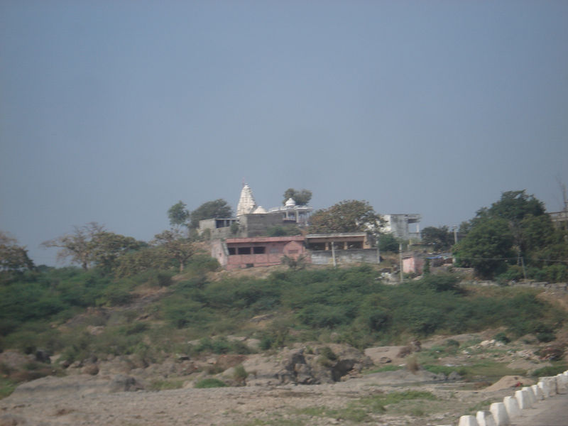 चित्र:Beneshwar-Dham-Dungarpur-7.jpg
